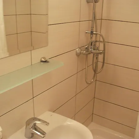 Apartman Diocletian & *