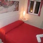 戴克里先公寓和房间酒店 公寓